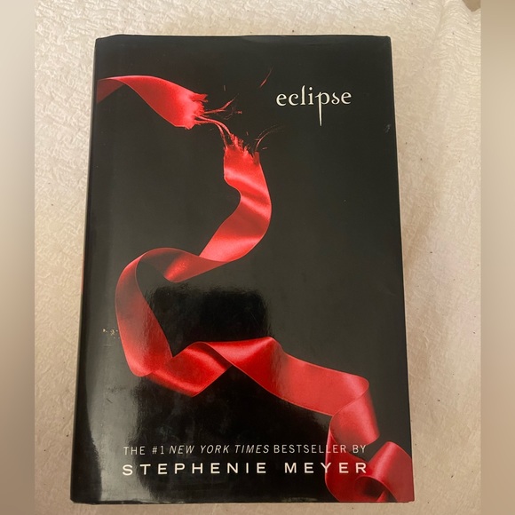 Eclipse Twilight book by Stephanie Meyer - Picture 1 of 4